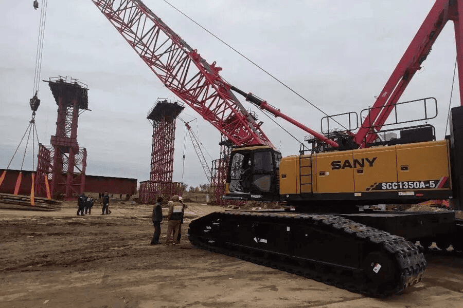 Used crawler crane is ready for project