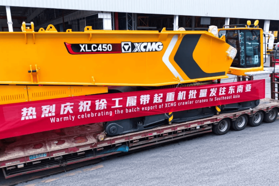 XCMG crawler cranes working on Southeast Asia infrastructure projects